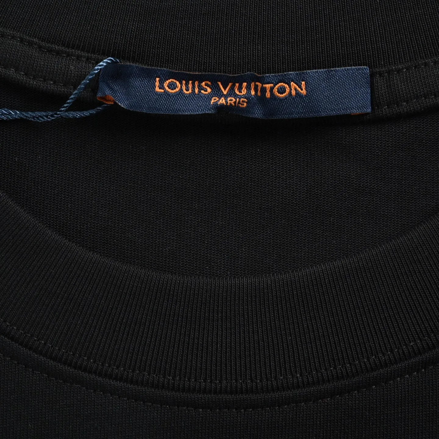 Louis Vuitton/Louis Vuitton short sleeves with front and rear letter logo embroidery